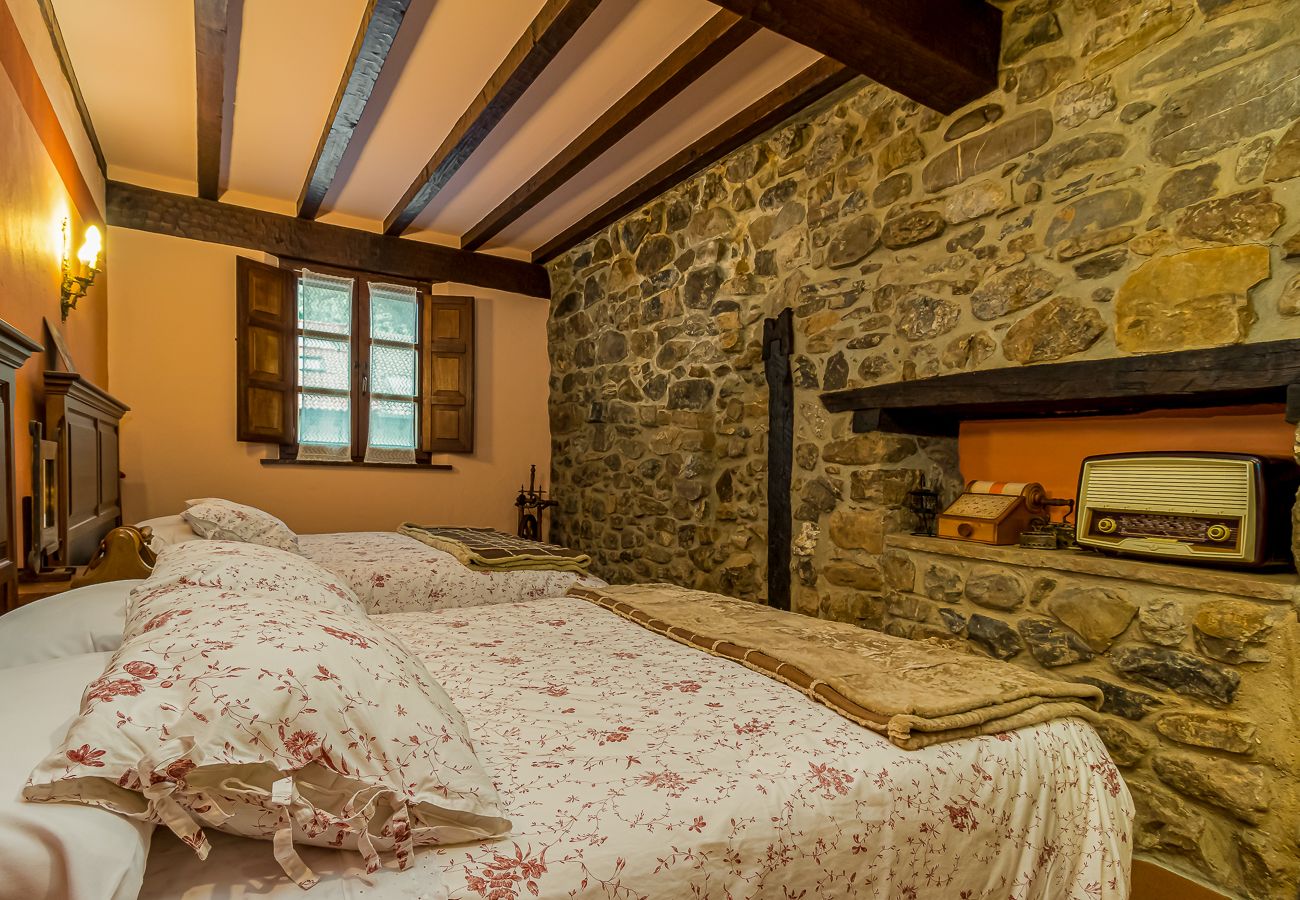 Apartment in Potes - Alterhome Potes House - Cantabria