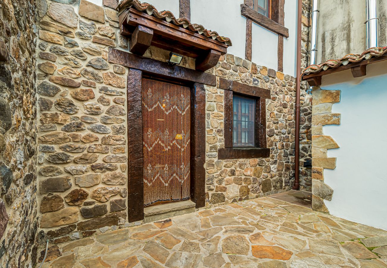 Apartment in Potes - Alterhome Potes House - Cantabria