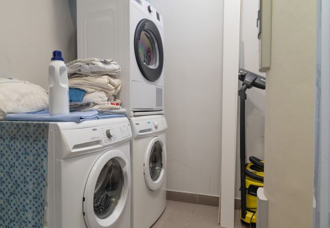 Rent by room in Madrid - Increíble Ubicación - Habitación en Madrid Rent by room in Madrid - Increíble Ubicación - Habitación en Madrid