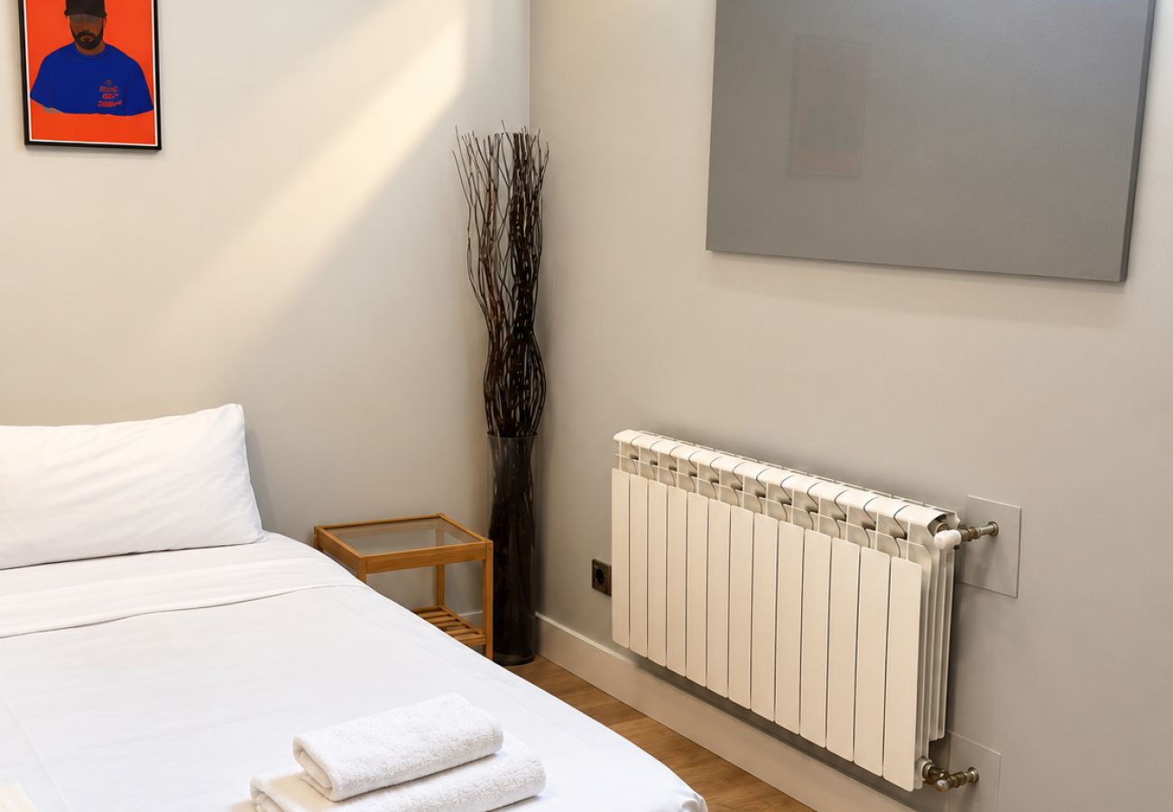 Rent by room in Madrid - Increíble Ubicación - Habitación en Madrid
