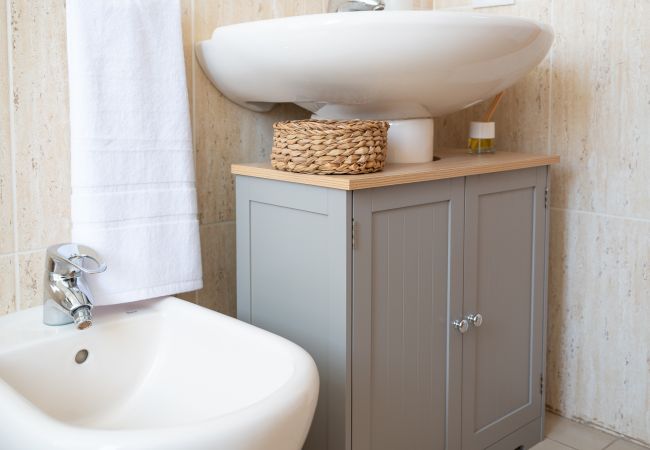 Terraced House in San Cristobal de La Laguna - Casa Anik, a peaceful and well-located apartment in La Laguna. Your refuge in Tenerife! Terraced House in San Cristobal de La Laguna - Casa Anik, a peaceful and well-located apartment in La Laguna. Your refuge in Tenerife!