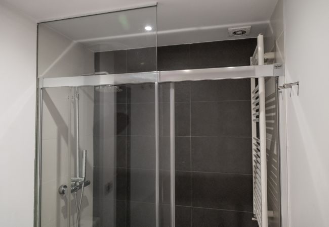 Rent by room in Madrid - Central accommodation near Pilar de Zaragoza Rent by room in Madrid - Central accommodation near Pilar de Zaragoza