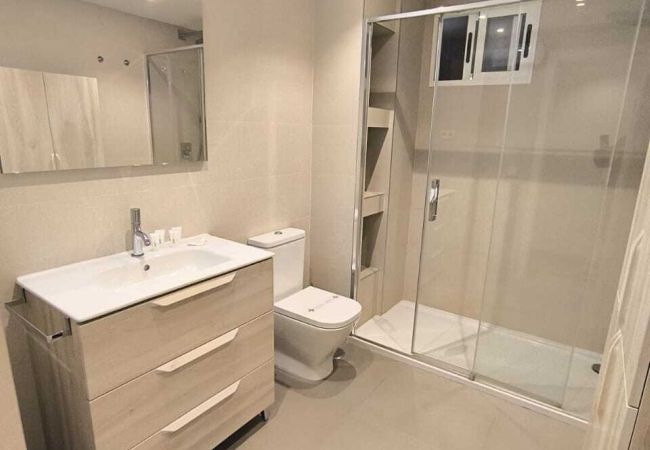 Rent by room in Madrid - Alójate en Chamartín | Comodidad y Ubicación Ideal Rent by room in Madrid - Alójate en Chamartín | Comodidad y Ubicación Ideal