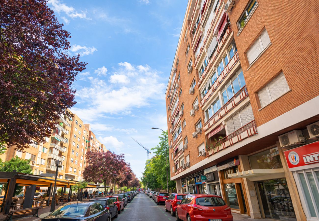 Rent by room in Madrid - Chamartín Smart Stay | Double Room with Excellent Connectivity