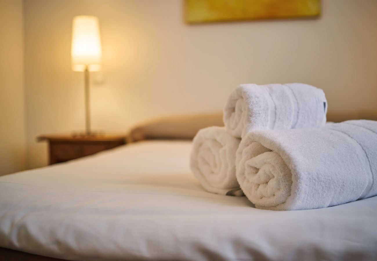 Apartment in Ávila - Tranquil Getaway in Ávila: Cozy Apartment Stay