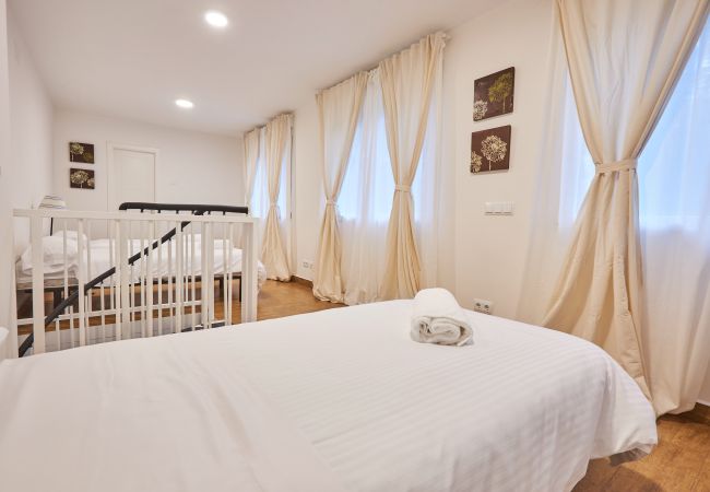 Apartment in Ávila - Perfect Getaway with Breathtaking Views