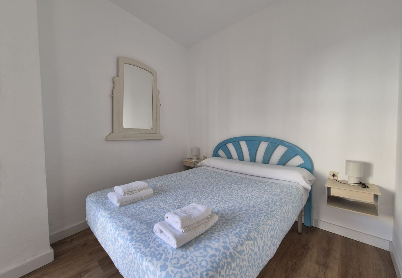 Apartment in Seville - Sevillian Charm by the Fine Arts Museum