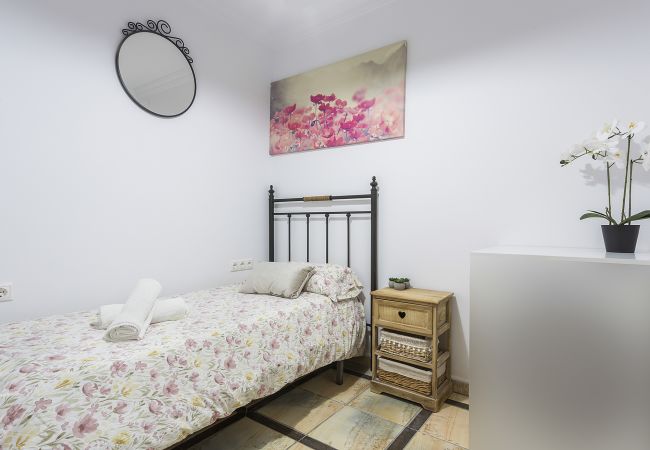 House in Conil de la Frontera - House with Breeze and Light at Conil’s Dawn House in Conil de la Frontera - House with Breeze and Light at Conil’s Dawn