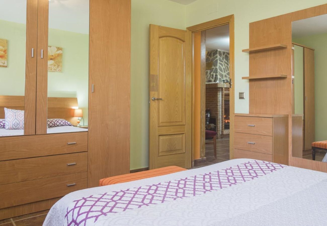 Cottage in Cobisa - Flor de la Jara – A Home with Soul in a Unique Natural Setting