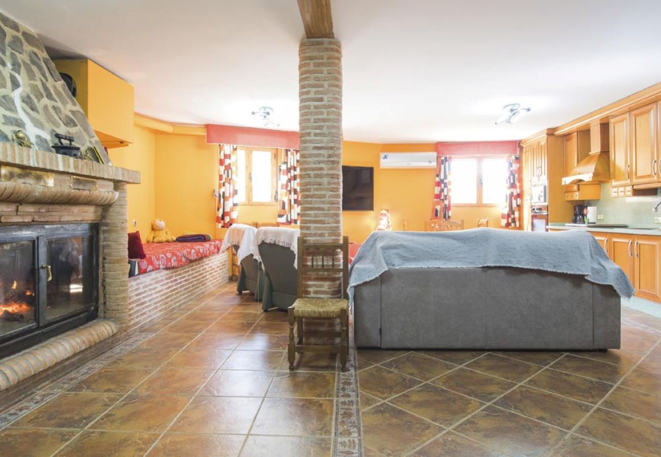 Cottage in Cobisa - Flor de la Jara – A Home with Soul in a Unique Natural Setting