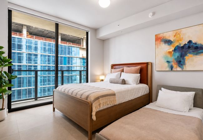 Studio in Miami - The Crosby · Miami Worldcenter 2406