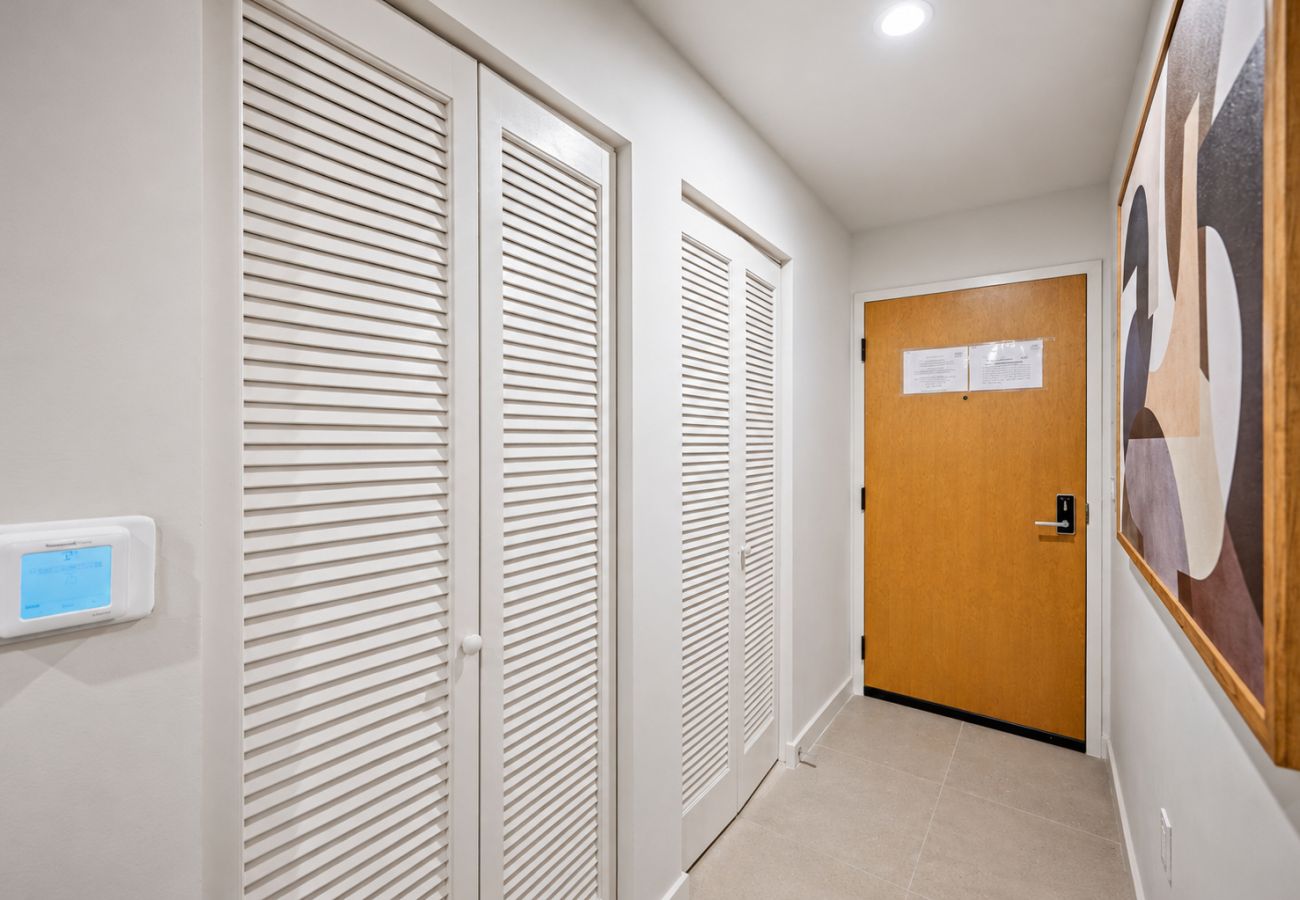Studio in Miami - The Crosby · Miami Worldcenter 2502