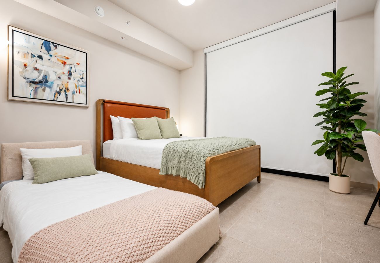 Studio in Miami - The Crosby · Miami Worldcenter 2502