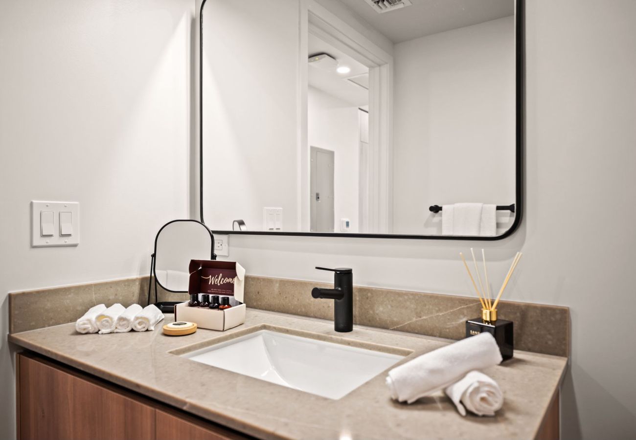 Studio in Miami - 501 First Spacious Studio | Balcony & City Living
