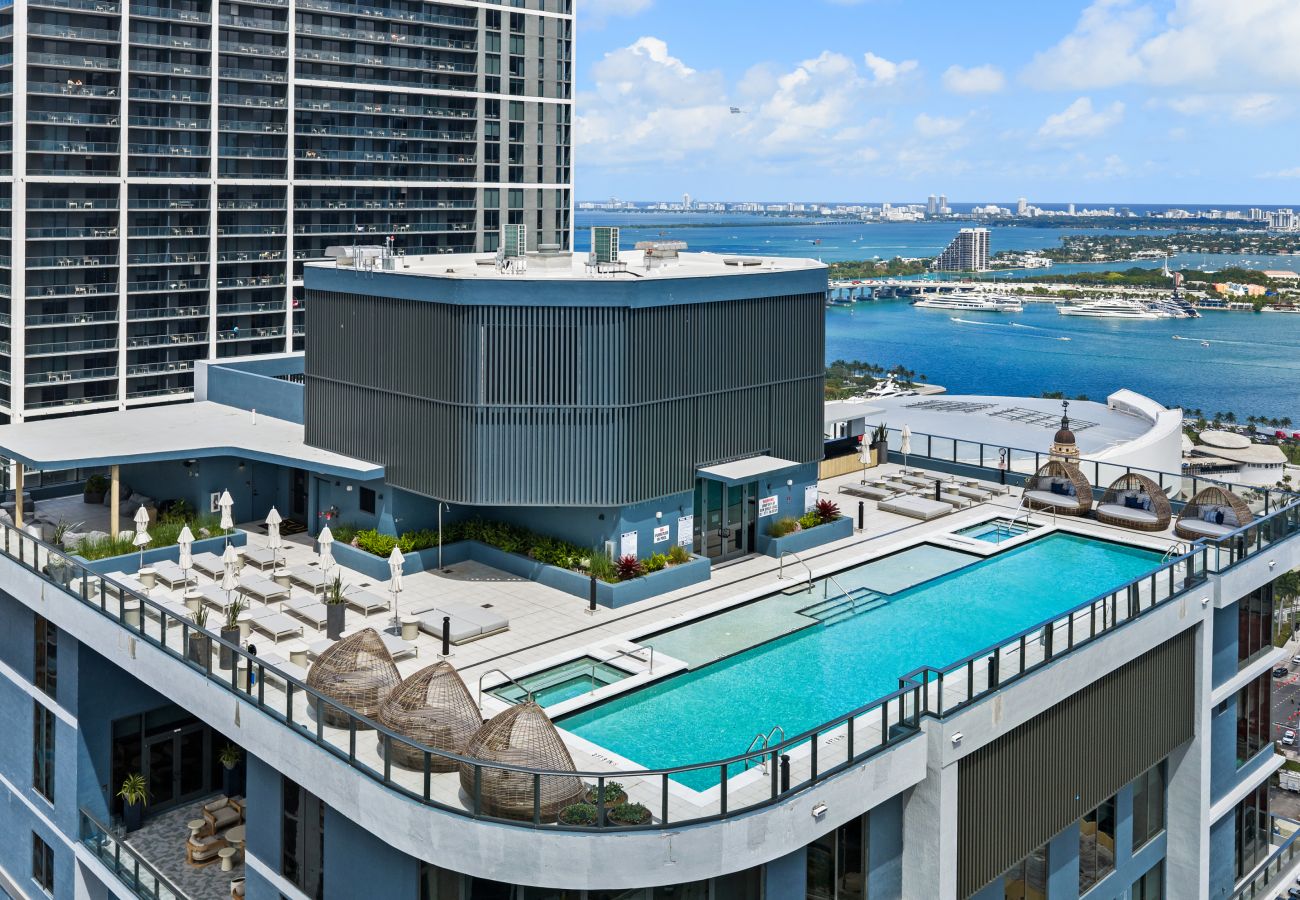 Apartment in Miami -  501 First 2011