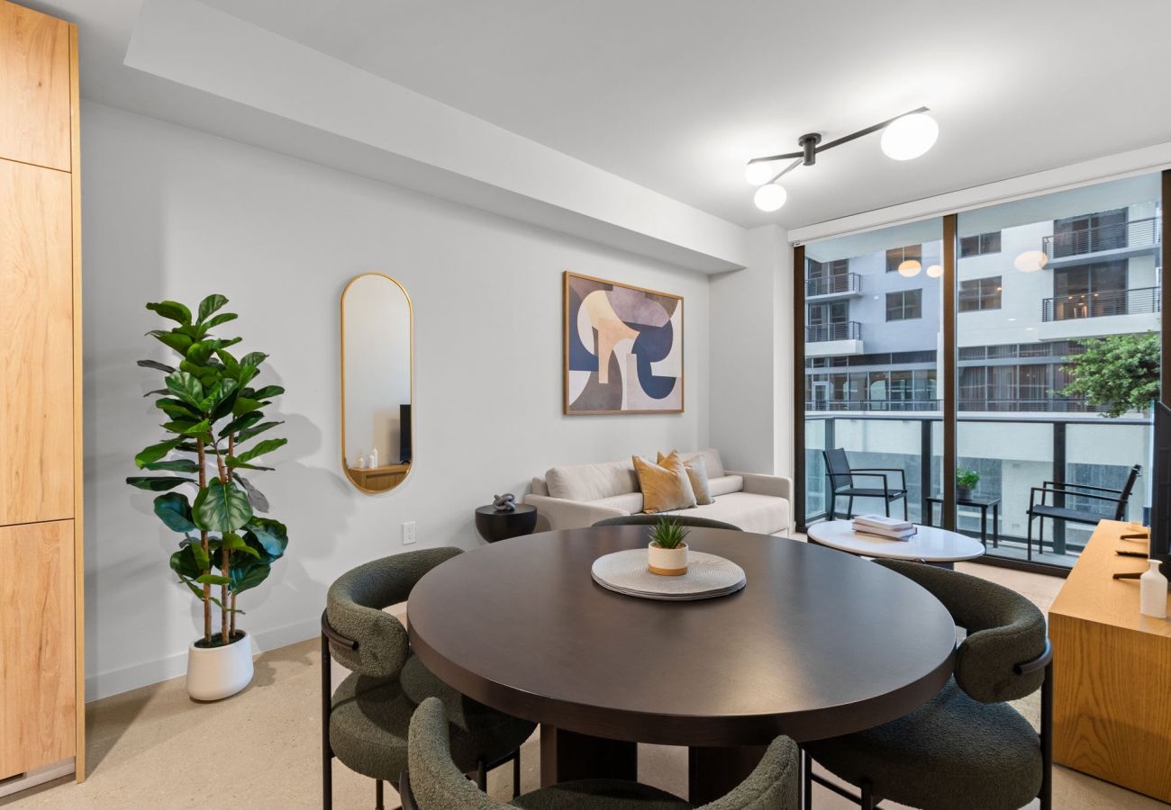 Apartment in Miami - The Crosby · Miami Worldcenter 1BR 1010