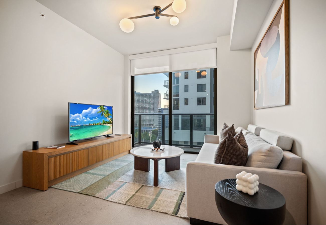 Apartment in Miami - The Crosby · Miami Worldcenter 1BR 1113