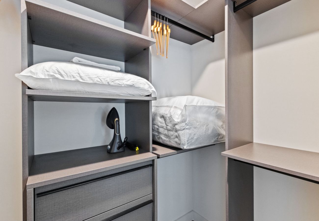 Apartment in Miami - The Crosby · Miami Worldcenter 1BR 1113