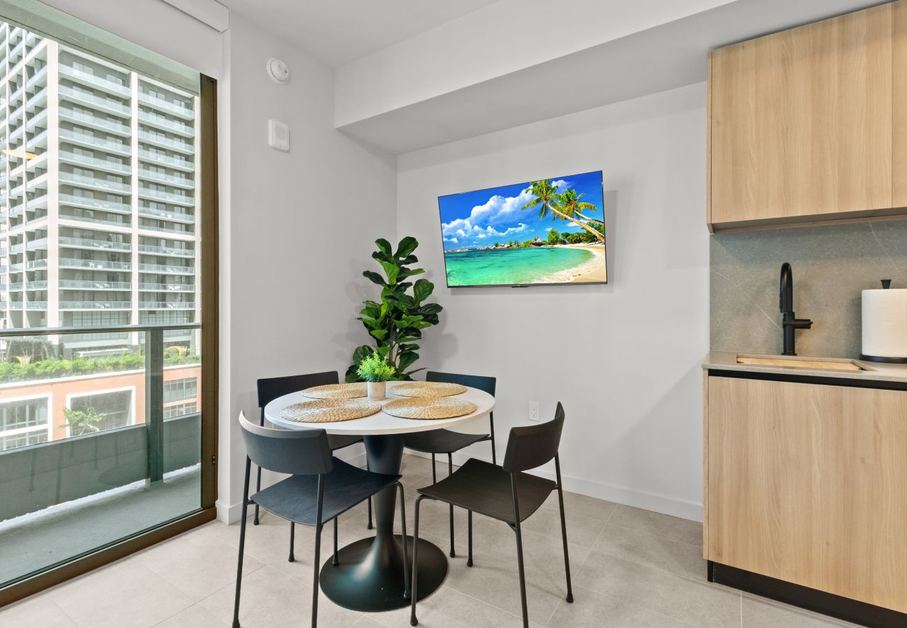 Studio in Miami - 501 First 1709