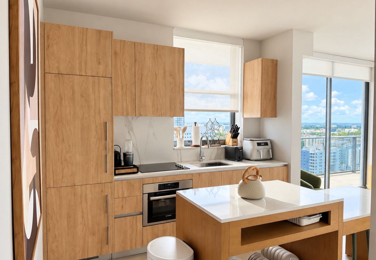 Apartment in Miami - The Crosby · Miami Worldcenter 2BR 2814 - 3014