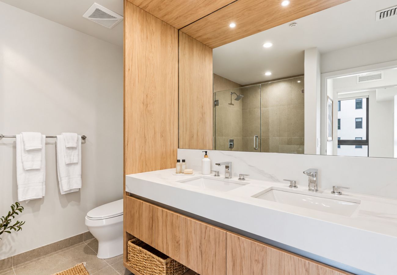 Apartment in Miami - The Crosby · Miami Worldcenter 2BR 2814 - 3014