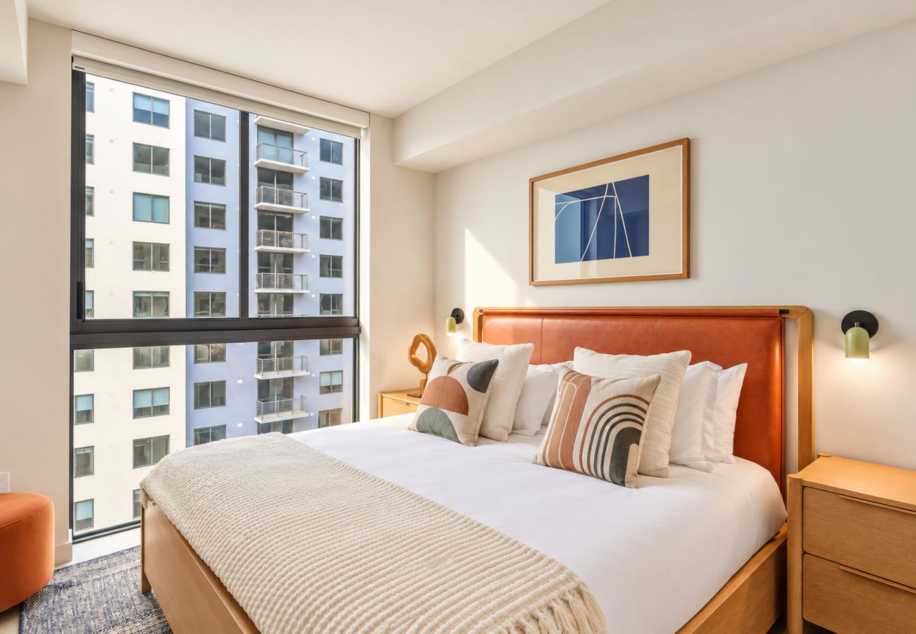 Apartment in Miami - The Crosby · Miami Worldcenter 2BR 2814 - 3014