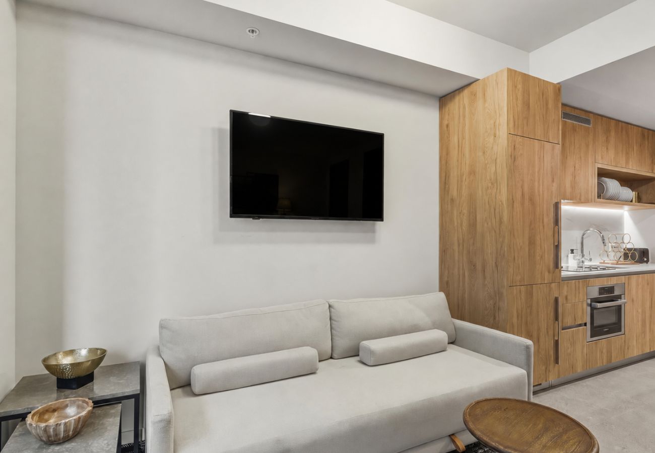 Studio in Miami - The Crosby · Miami Worldcenter Studio