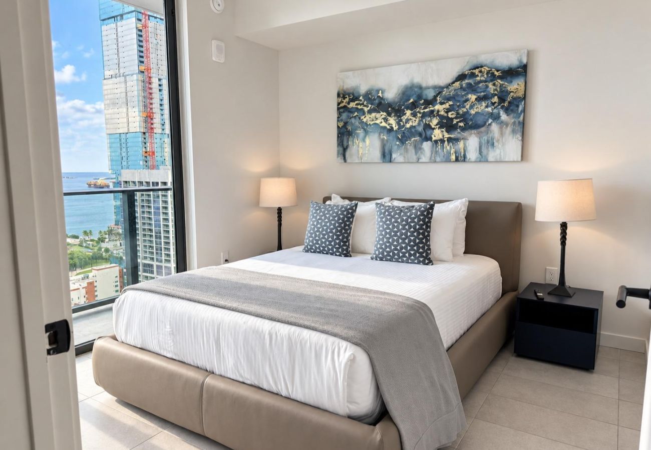 Apartment in Miami - 501 FIRST 3613