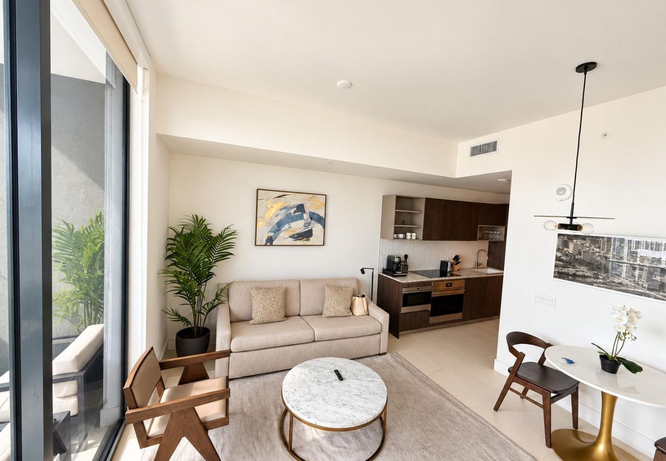 Apartment in Miami - Prime Downtown Location: 1BD Apt at Gale Miami
