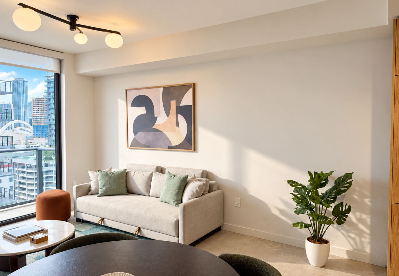 Apartment in Miami - Enjoy The Crosby: 1BD, 1BA Apt with Gym & Pool