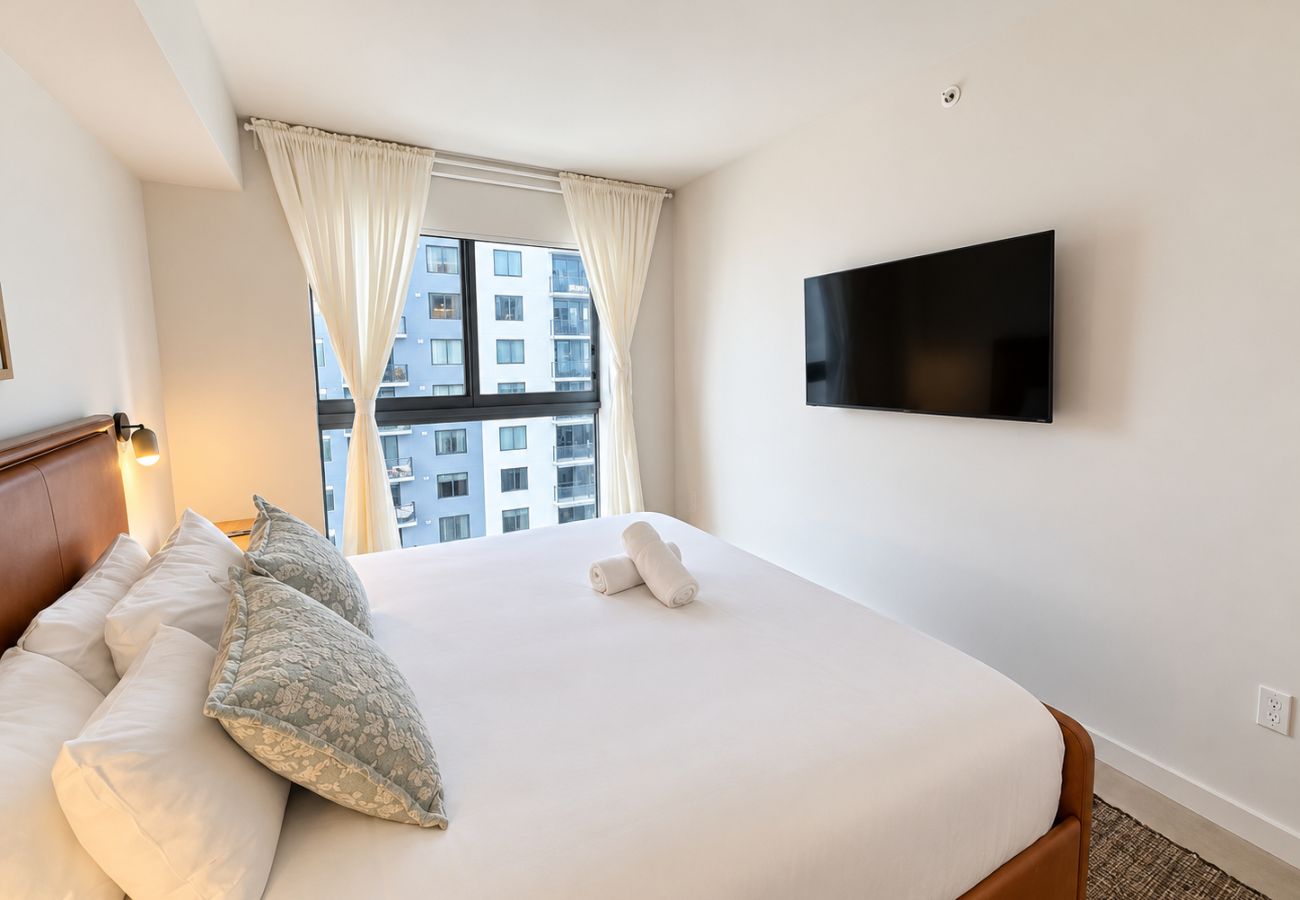 Apartment in Miami - Enjoy The Crosby: 1BD, 1BA Apt with Gym & Pool