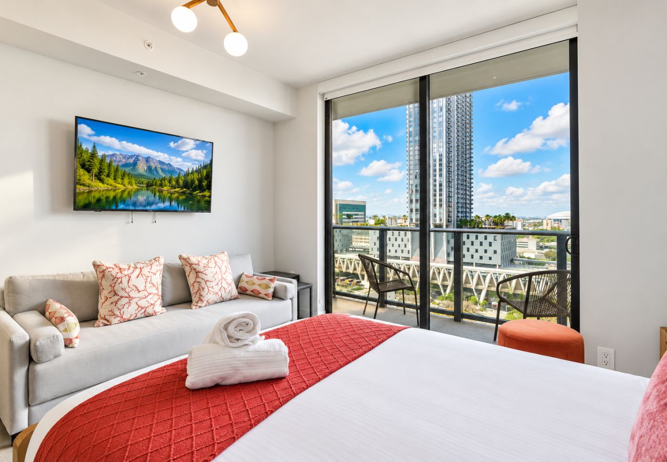 Studio in Miami - The Crosby: Central Studio Near Miami Bay